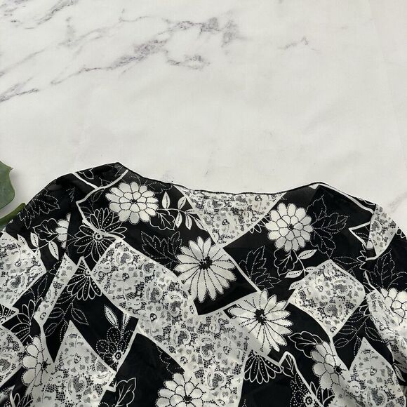 AGB Womens Vintage Y2k Bell Sleeve Top Size XL White Black Floral Sheer Boho - Picture 8 of 11